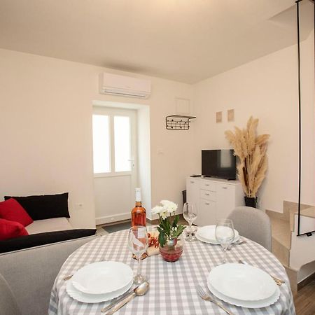 Studio Apartman Amalie Пазин Екстер'єр фото